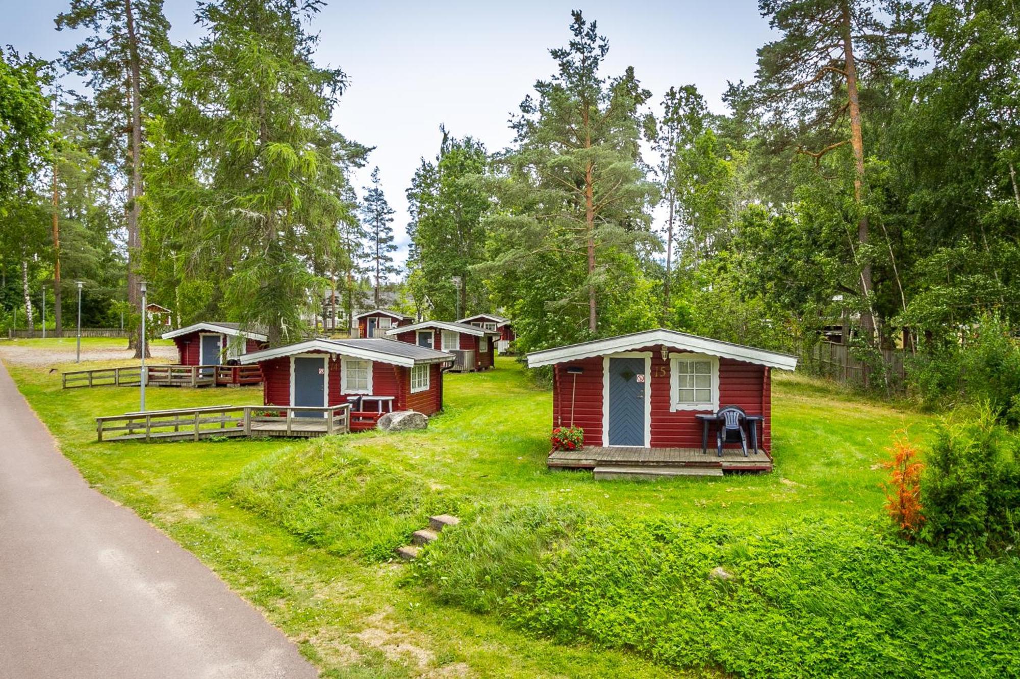 Kristinehamn Herrgardscamping & Stugor Exterior photo