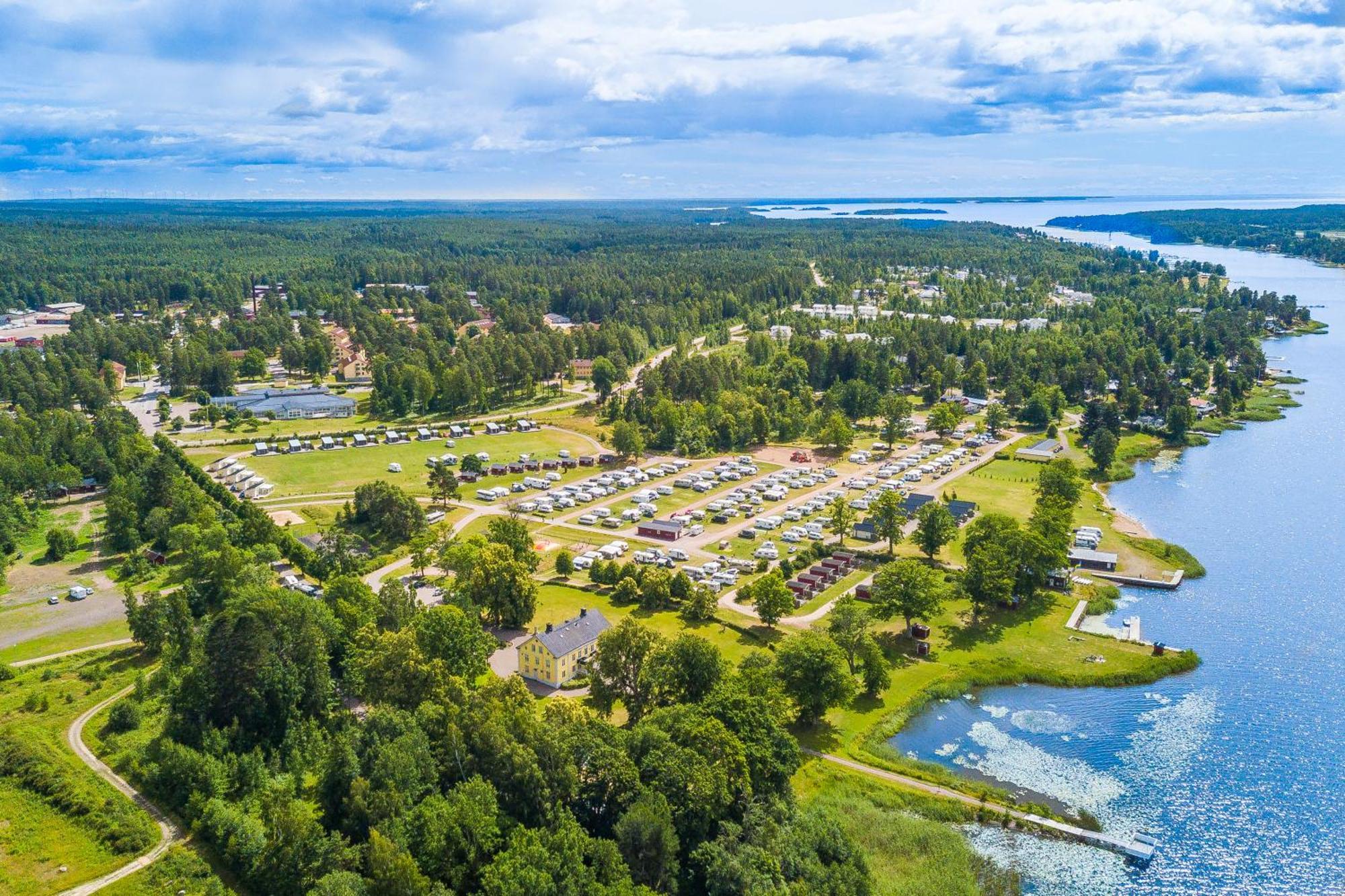 Kristinehamn Herrgardscamping & Stugor Exterior photo