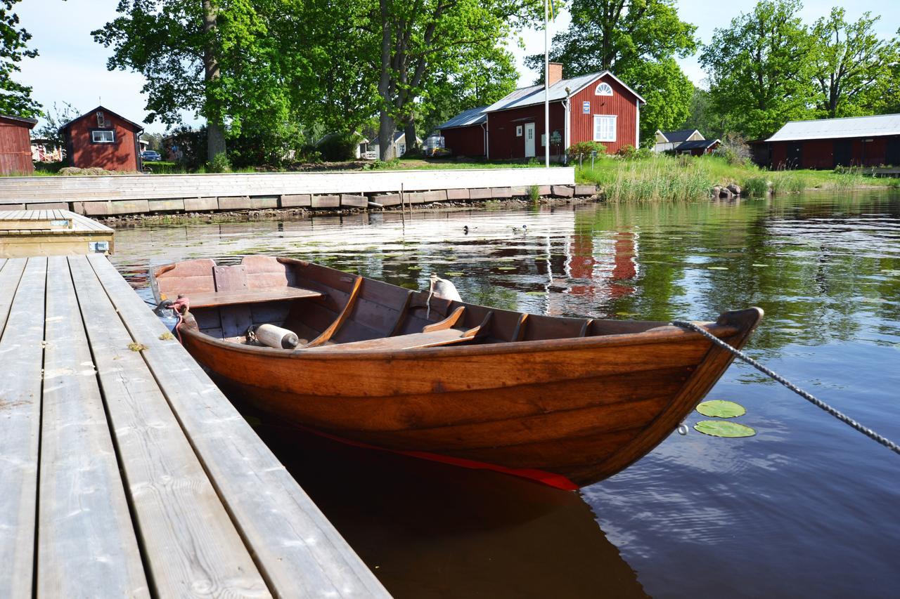 Kristinehamn Herrgardscamping & Stugor Exterior photo